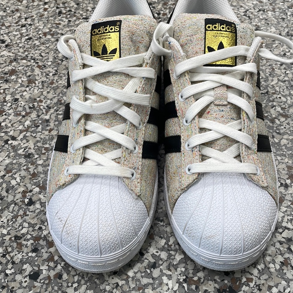 Adidas shoes like new beautiful